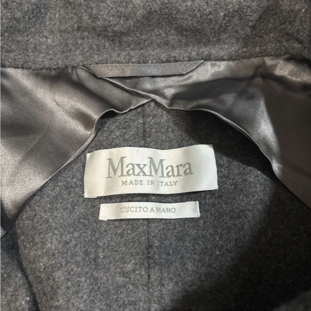 SOLD - Picture 2 of 4